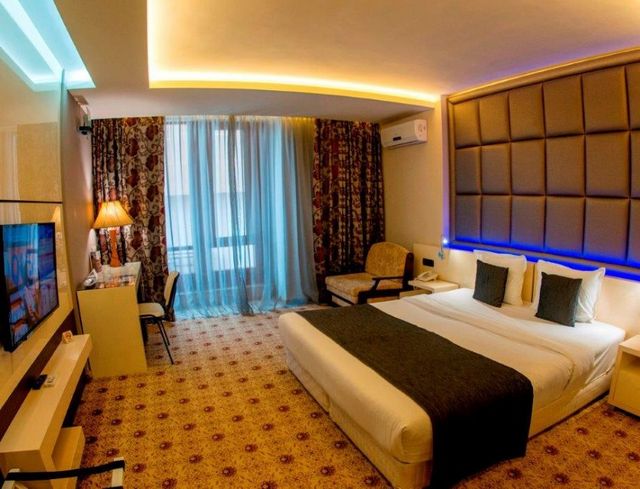 National Hotel - double room deluxe